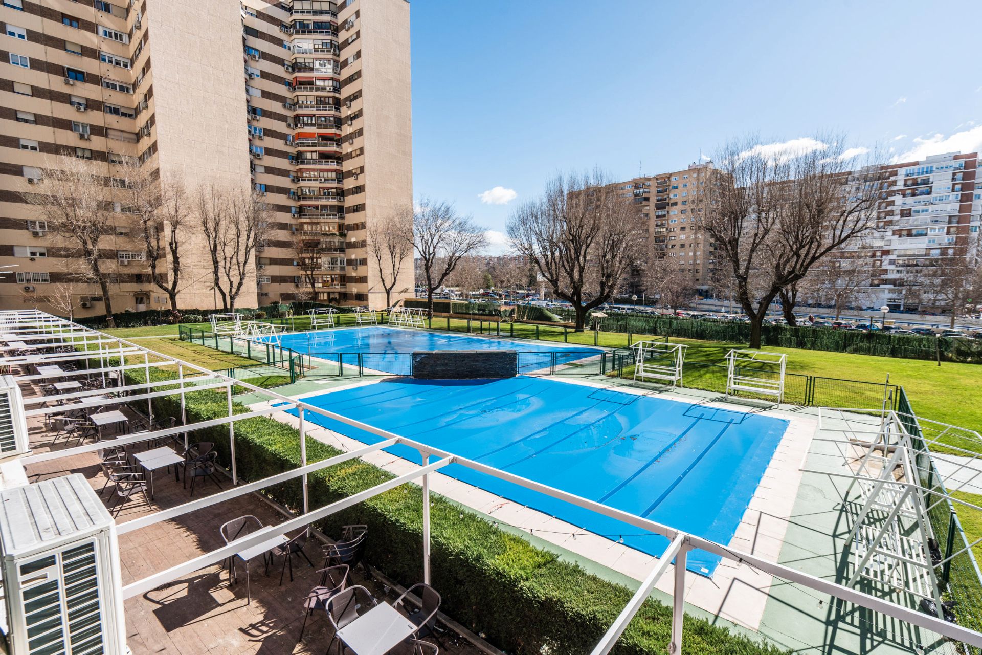 Piscina de Estudi en venda en  Madrid Capital amb Piscina comunitària