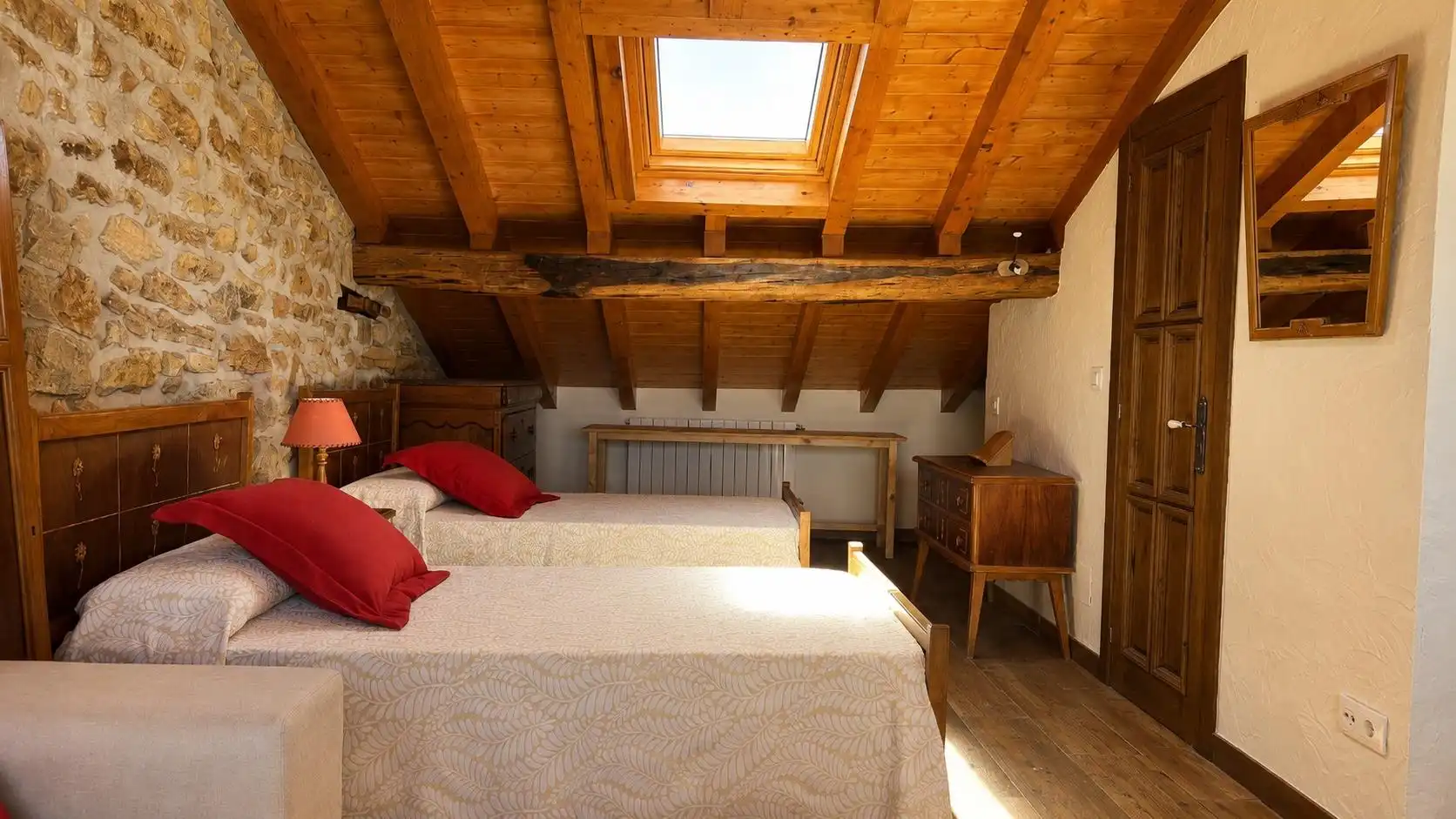 Habitación de Casa o chalet en venta en Comillas (Cantabria) con Calefacción, Jardín privado y Terraza