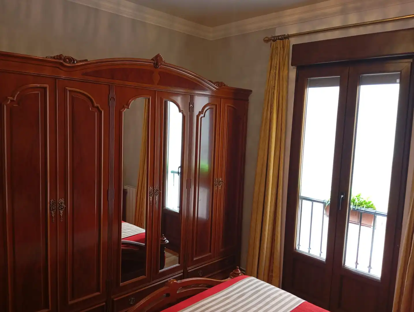 Schlafzimmer von Einfamilien-Reihenhaus zum Verkauf in Granada mit Heizung, Parkett und Terrasse