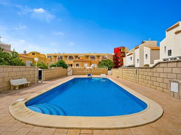 Maison jumelée avec piscine à vendre à Kurt Konrad Meyer 8