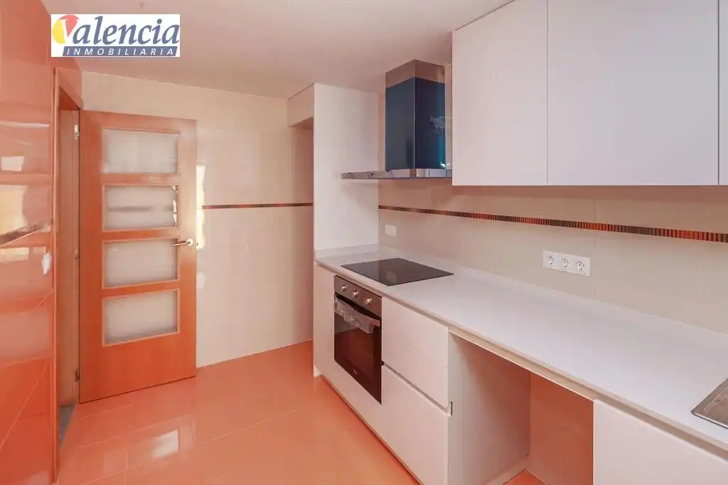 Cuina de Casa adosada en venda en Gilet