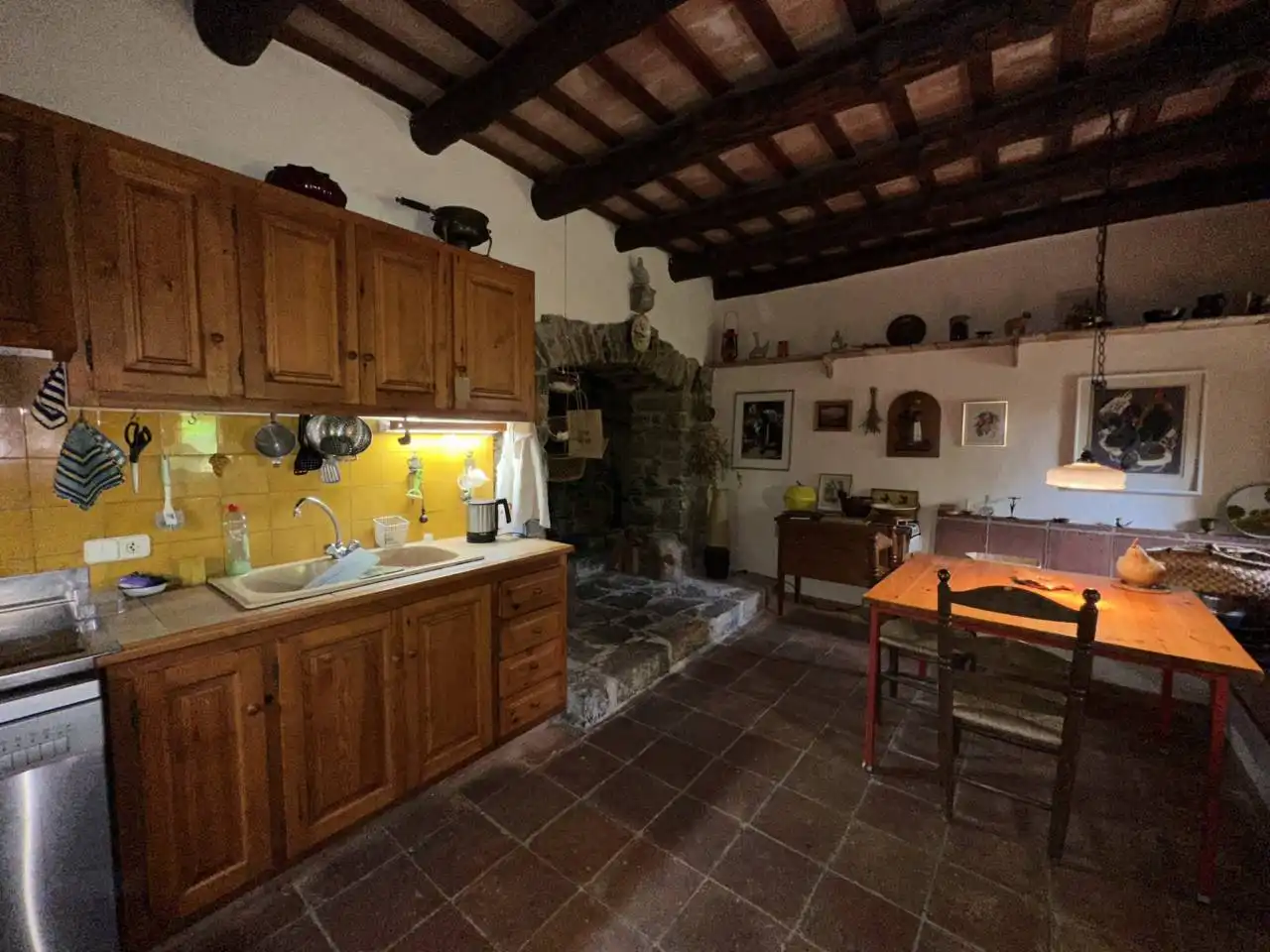 Cocina de Finca rústica en venta en Quart con Jardín privado