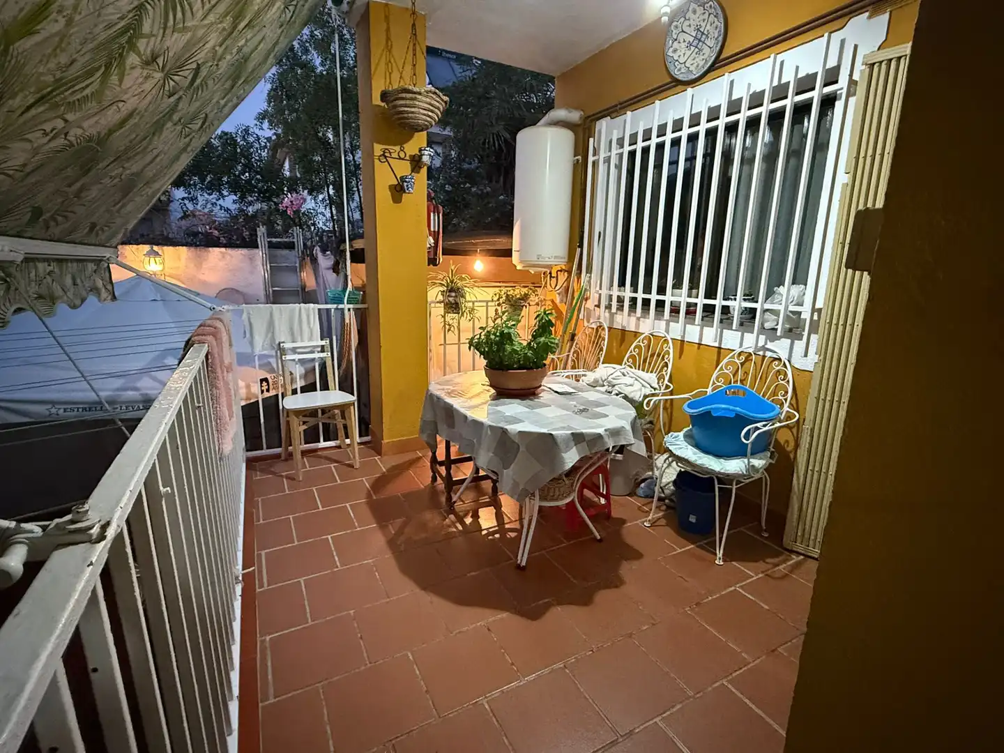 Chalet con terraza en venta en Calle Cisne, imagen 3