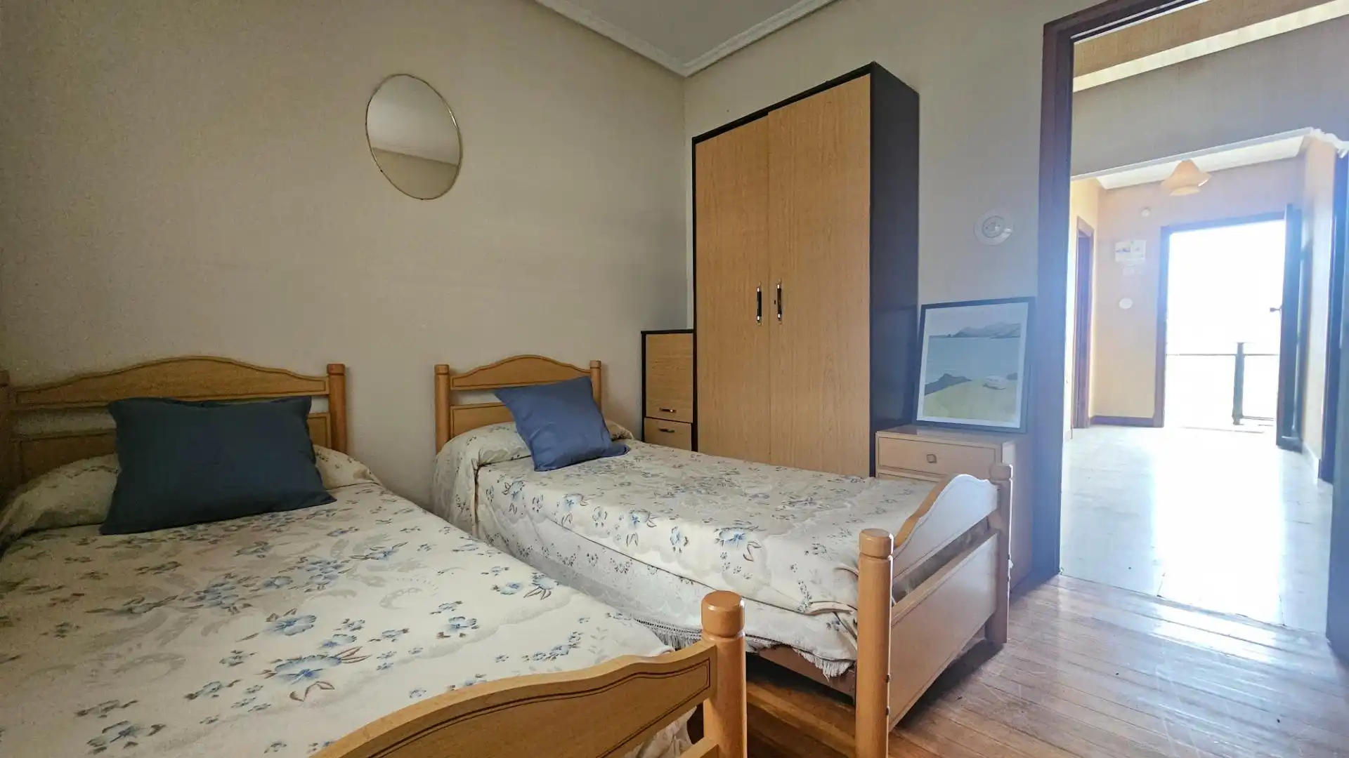 Habitación de Piso en venta en Valle de Mena con Terraza y Balcón