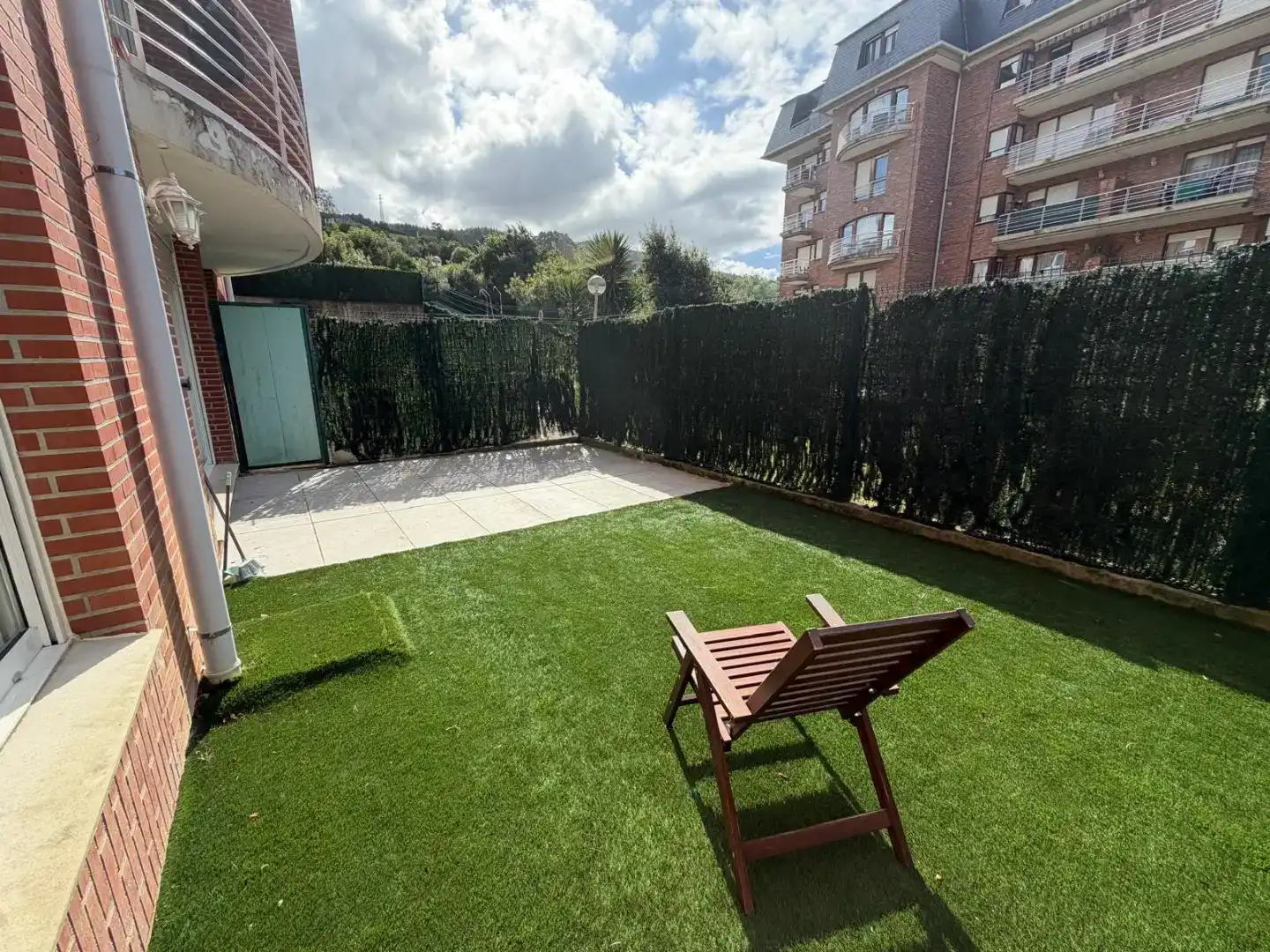 Terrasse von Erdgeschoss zur Miete in Castro-Urdiales mit Privatgarten, Parkett und Schwimmbad