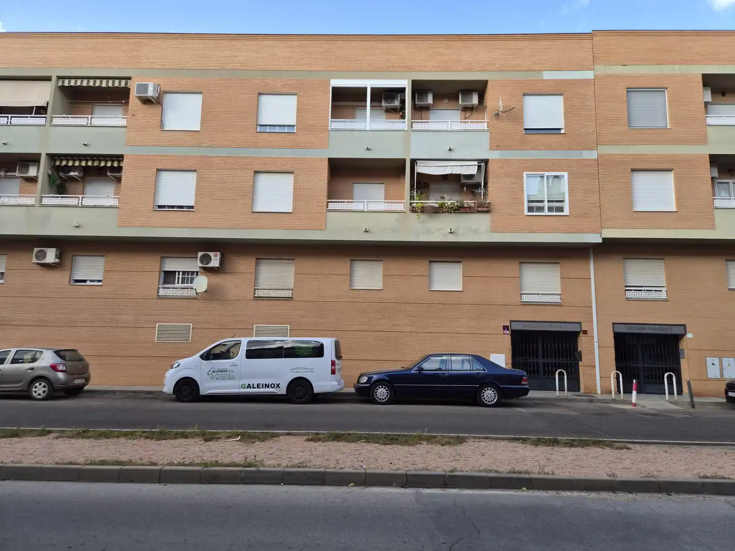 Vista exterior de Piso en venta en Almendralejo con Aire acondicionado, Calefacción y Trastero
