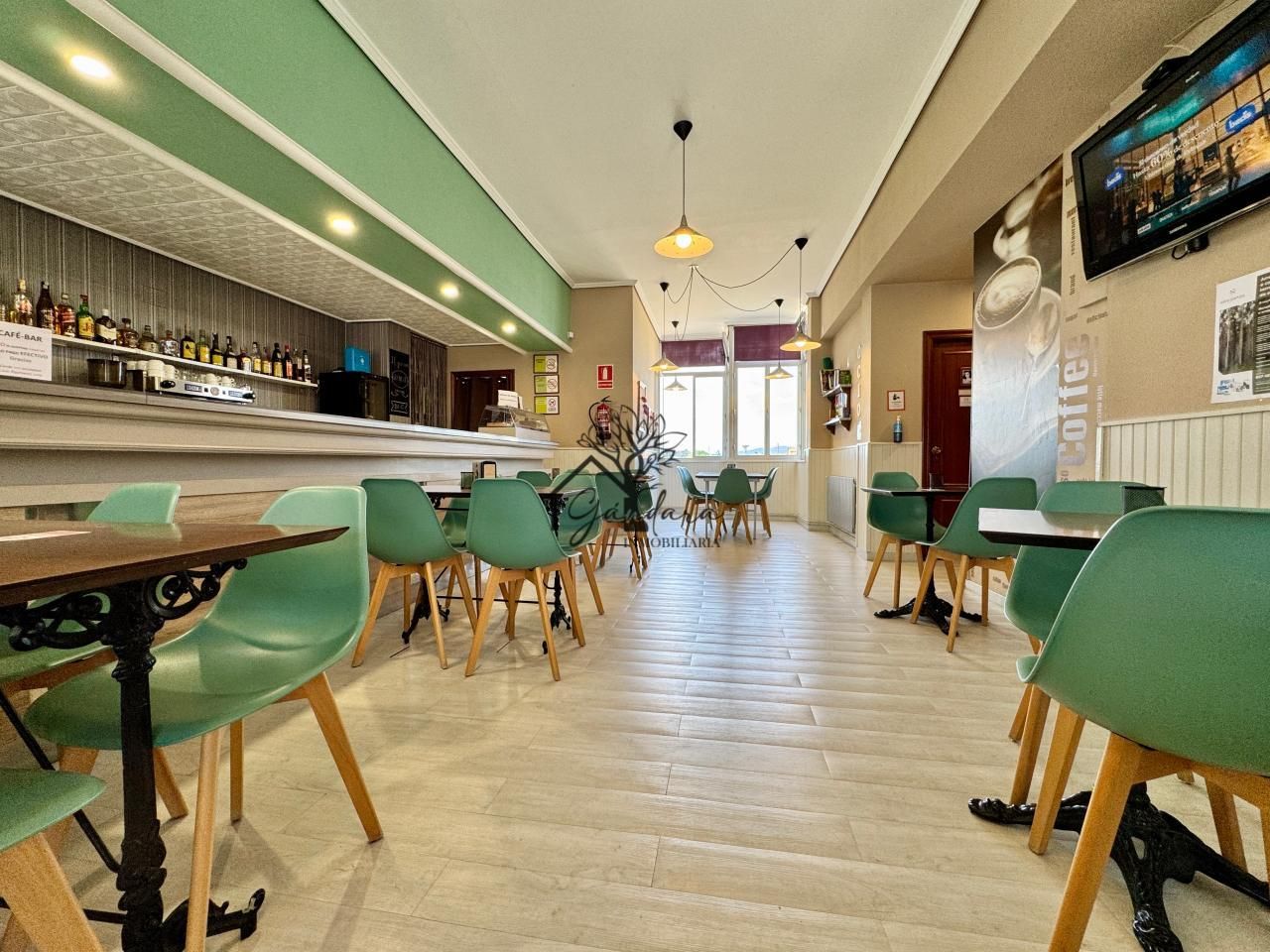 Edificio en venta en Neda