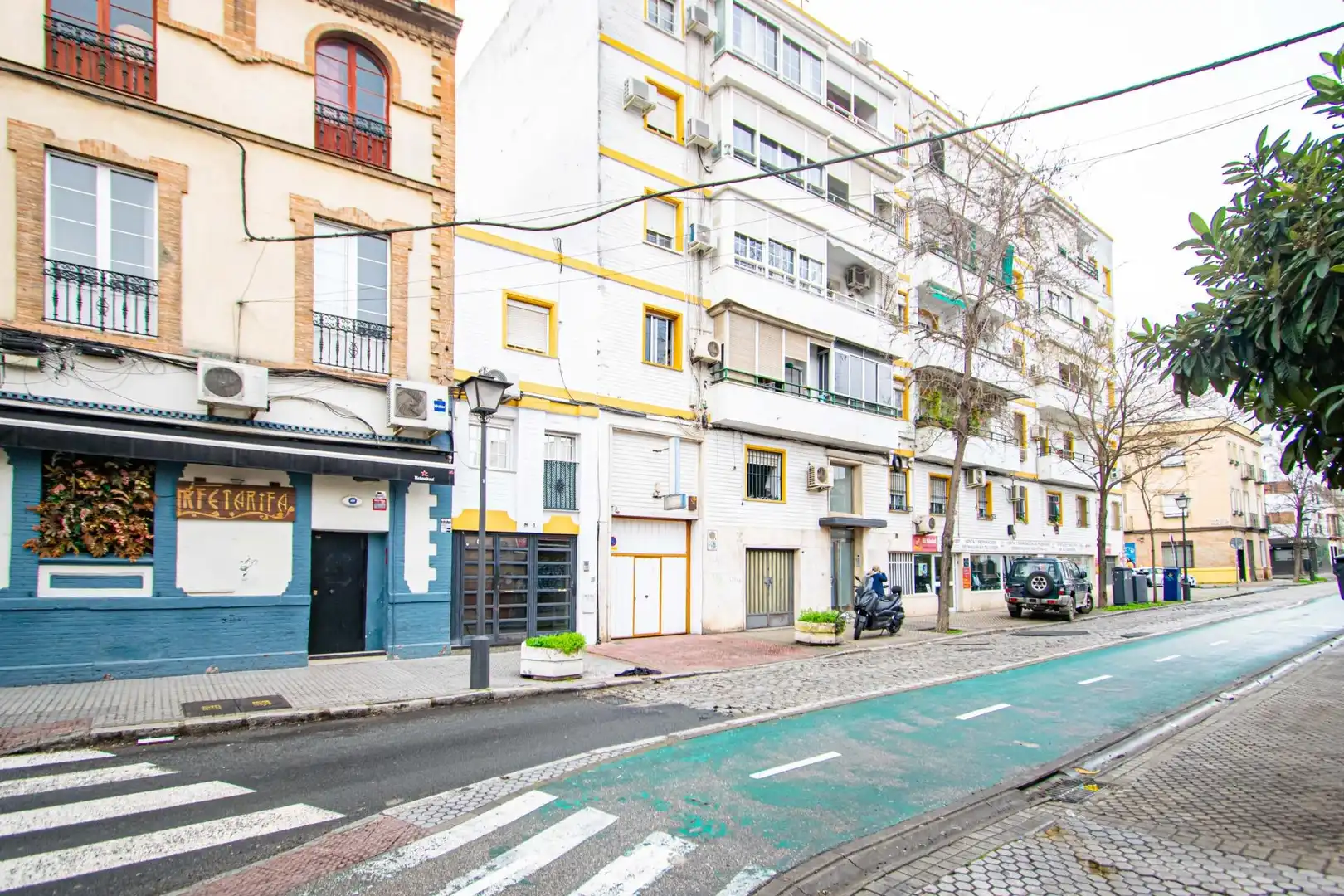 Vista exterior de Pis en venda en Sevilla amb Aire condicionat, Calefacció i Terrassa