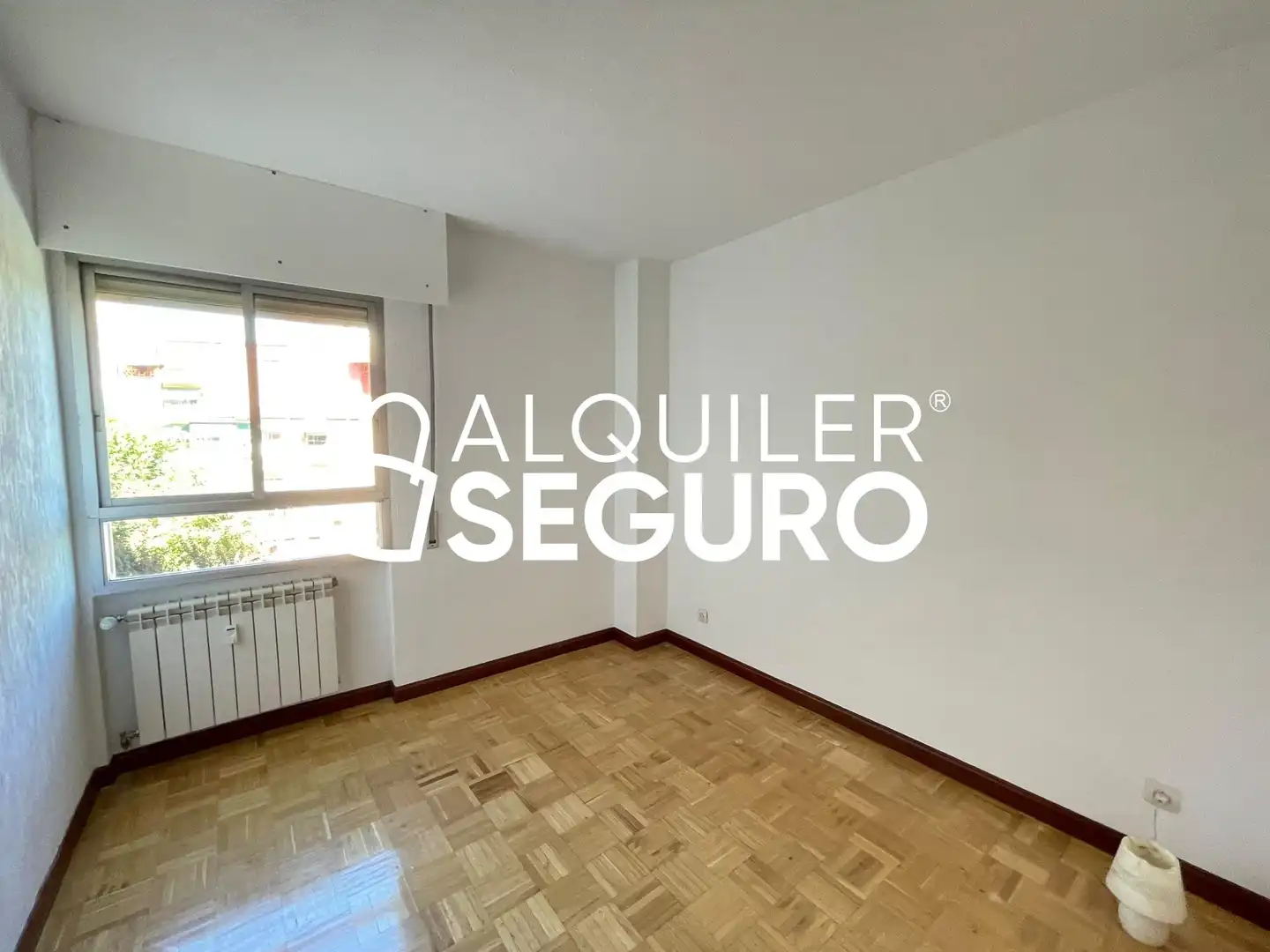 Bedroom of Flat for rent in Madrid  with Heating, Terrace and Swimming Pool