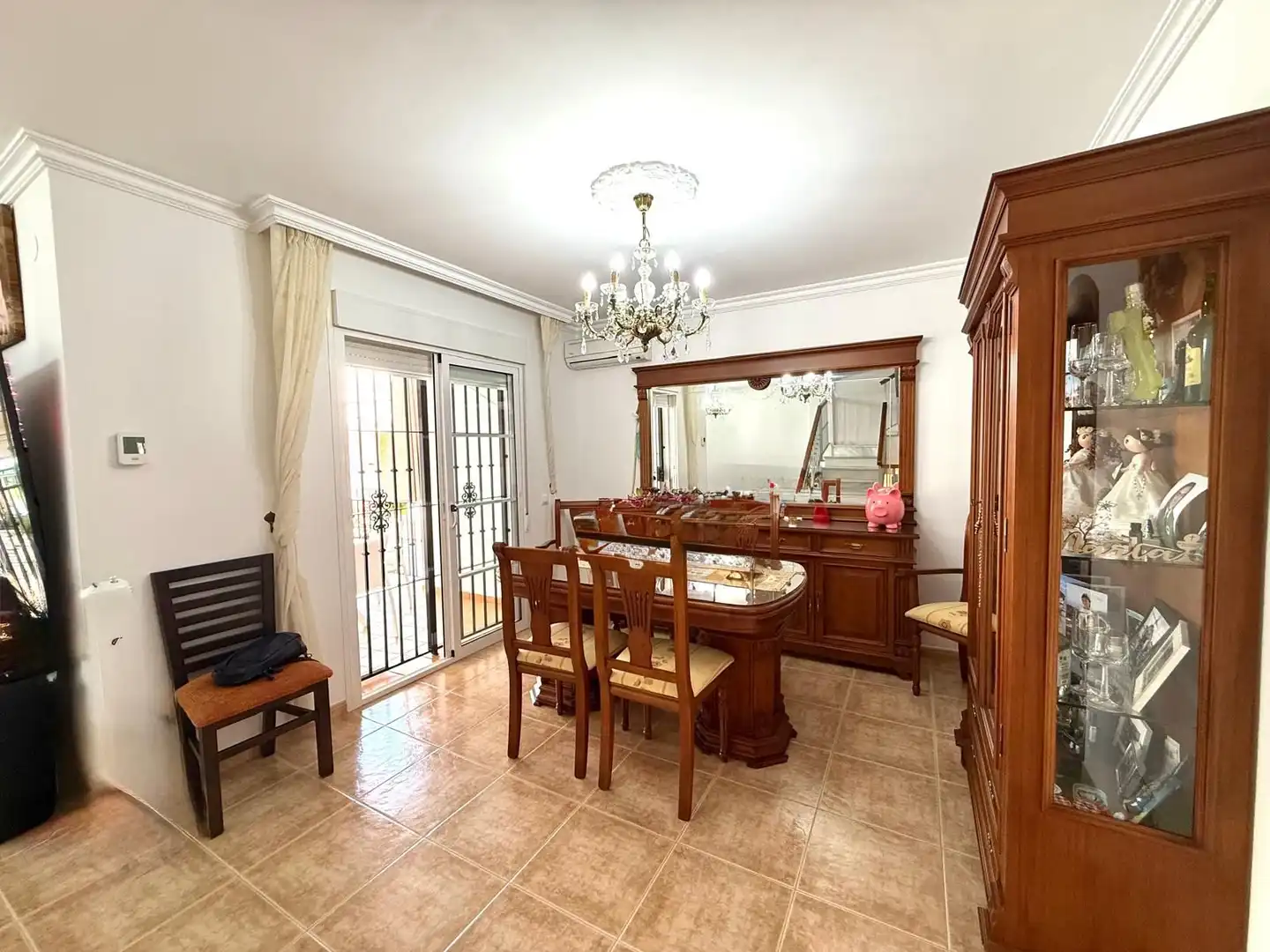 Comedor de Casa adosada en venta en Frigiliana con Aire acondicionado, Jardín privado y Trastero