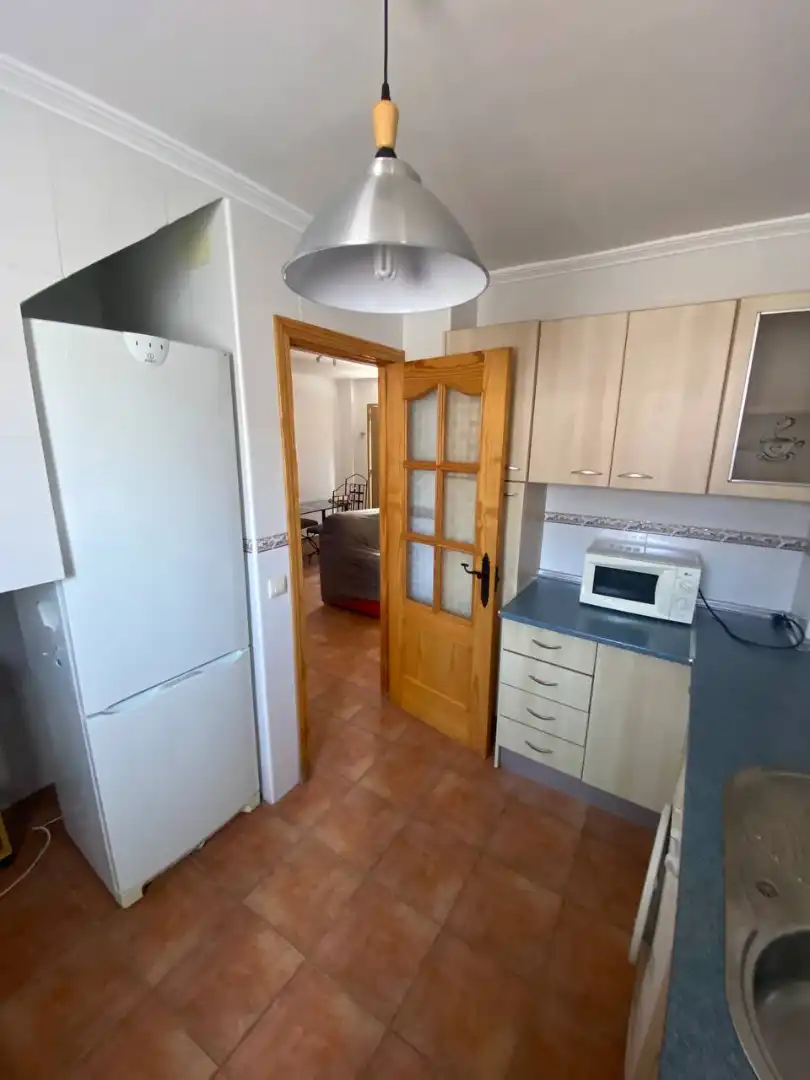 Cuina de Casa o xalet en venda en Benaocaz amb Moblat i Rentadora