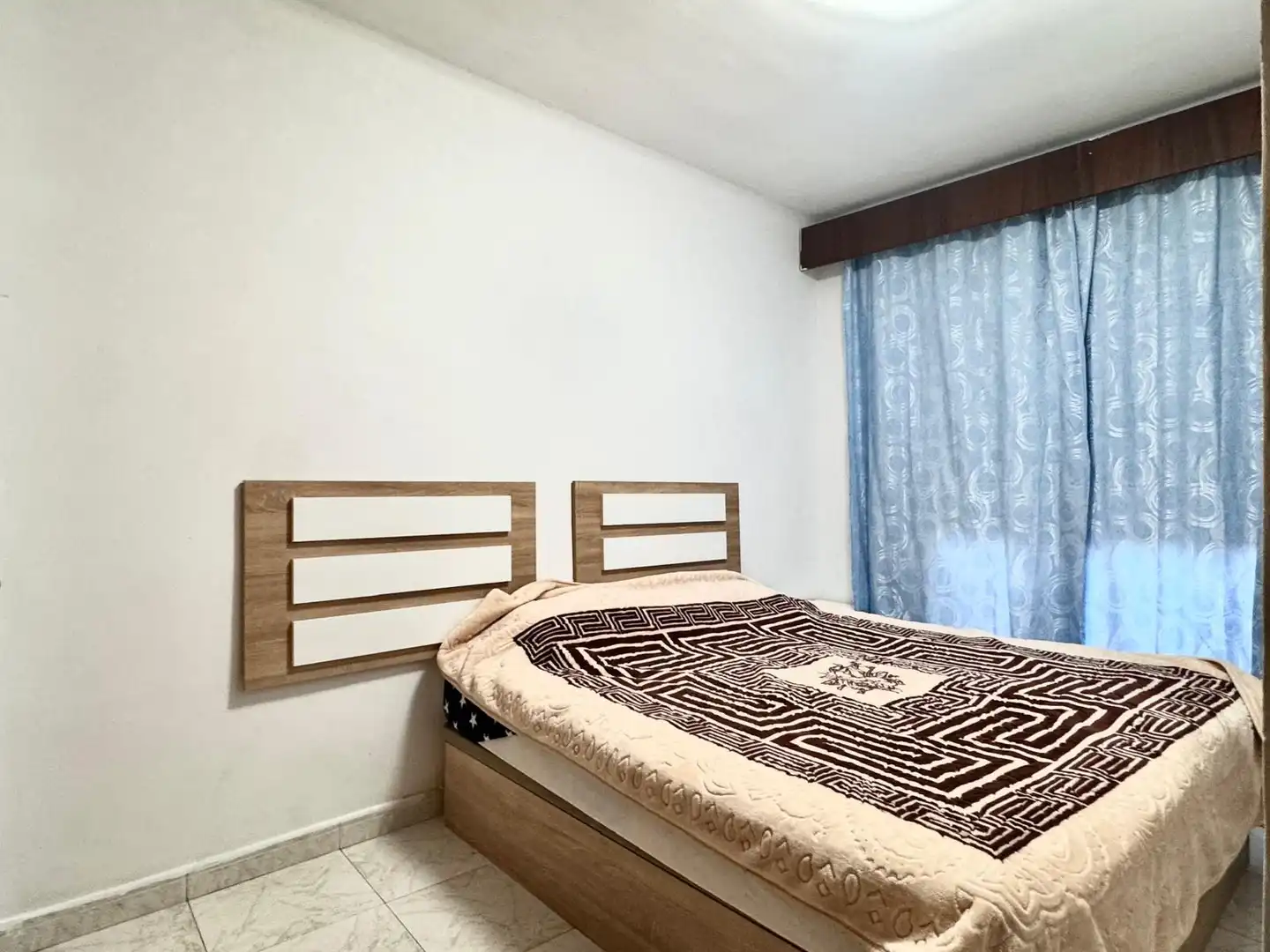 Habitación de Piso en venta en Salt con Aire acondicionado, Calefacción y Amueblado