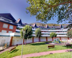 Vista exterior de Dúplex en venda en Abanto y Ciérvana-Abanto Zierbena amb Calefacció, Terrassa i Traster