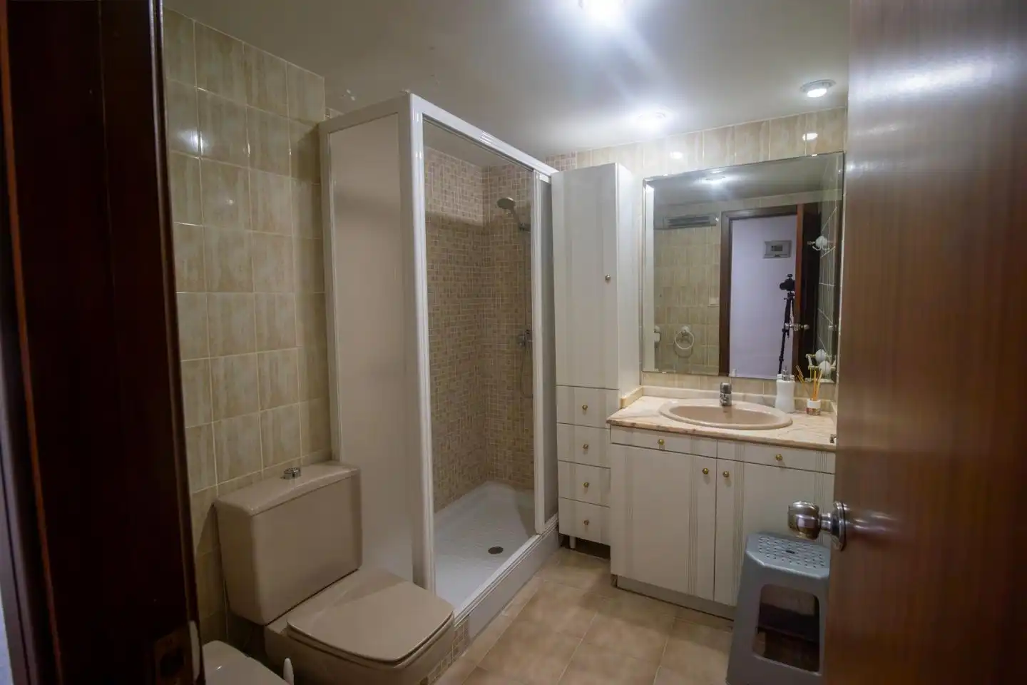 Bathroom of Flat for share in Valencia  with Air Conditioner and Furnished