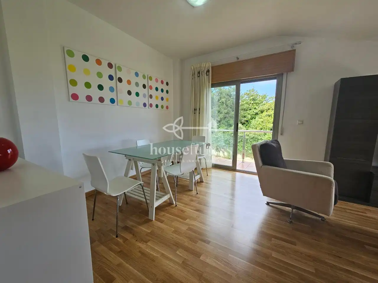 Außenansicht von Wohnung zum Verkauf in Mugardos mit Heizung, Terrasse und Abstellraum