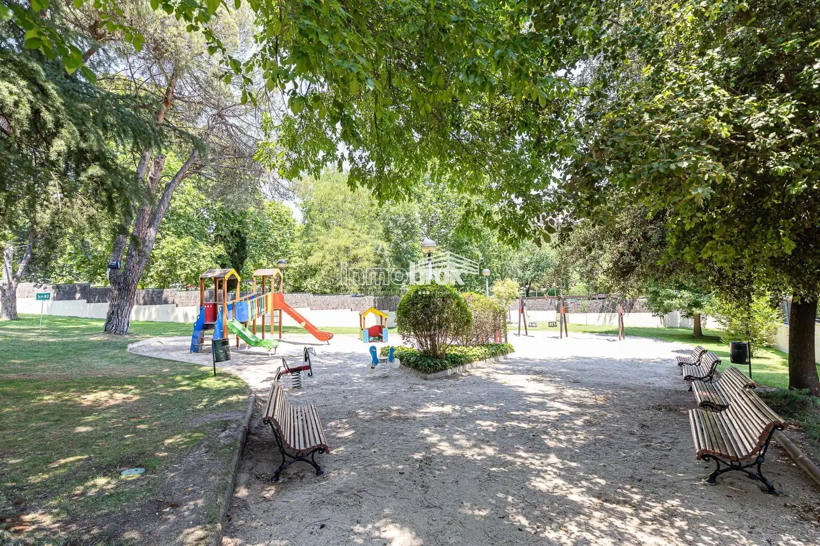 Jardí de Àtic de lloguer en La Moraleja amb Aire condicionat, Terrassa i Traster