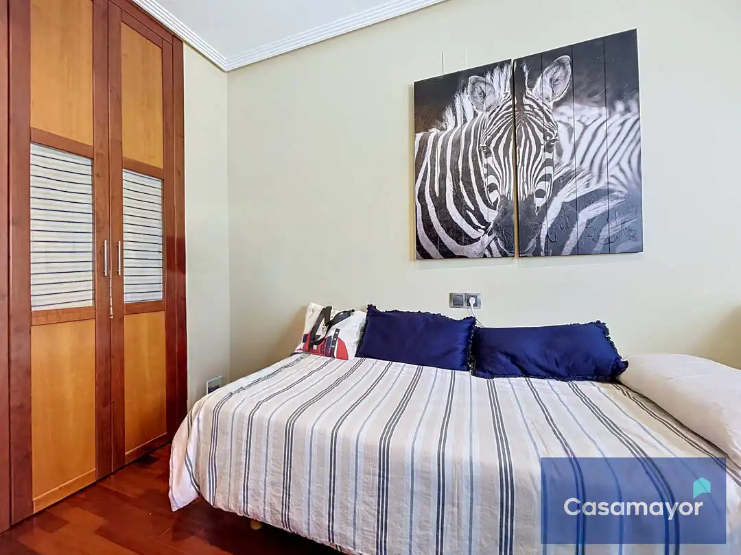 Habitación de Piso en venta en Alicante / Alacant con Aire acondicionado, Calefacción y Trastero
