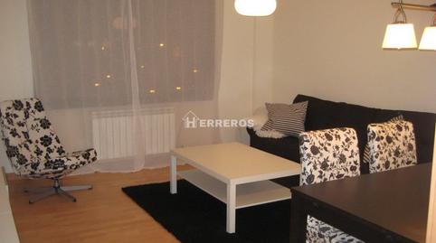 Foto 4 de Apartamento en venta en Picos de Urbion, La Cava - Fardachón,  Logroño