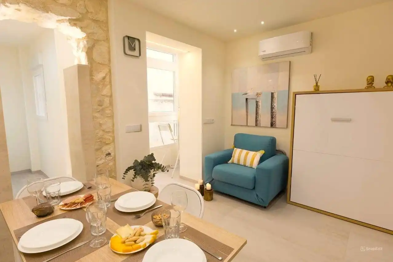 Dining room of Study for rent in Elda  with Air Conditioner, Heating and Furnished
