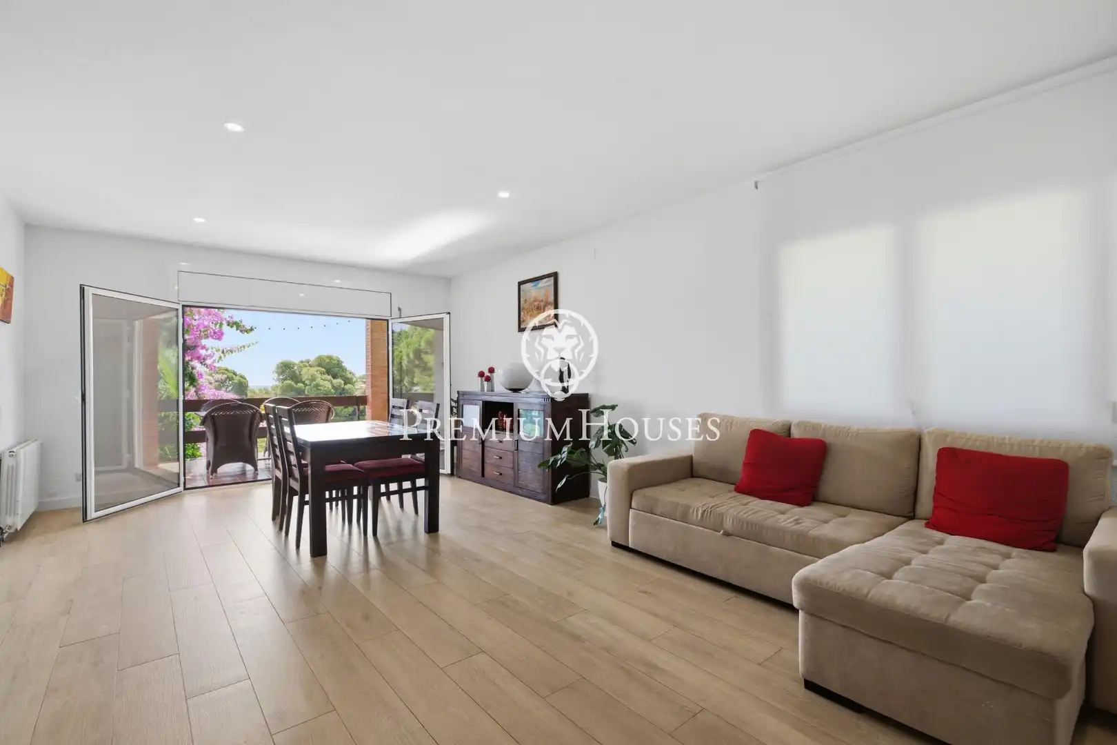 Living room of Houses for sale in Castelldefels  with Heating, Private garden and Terrace