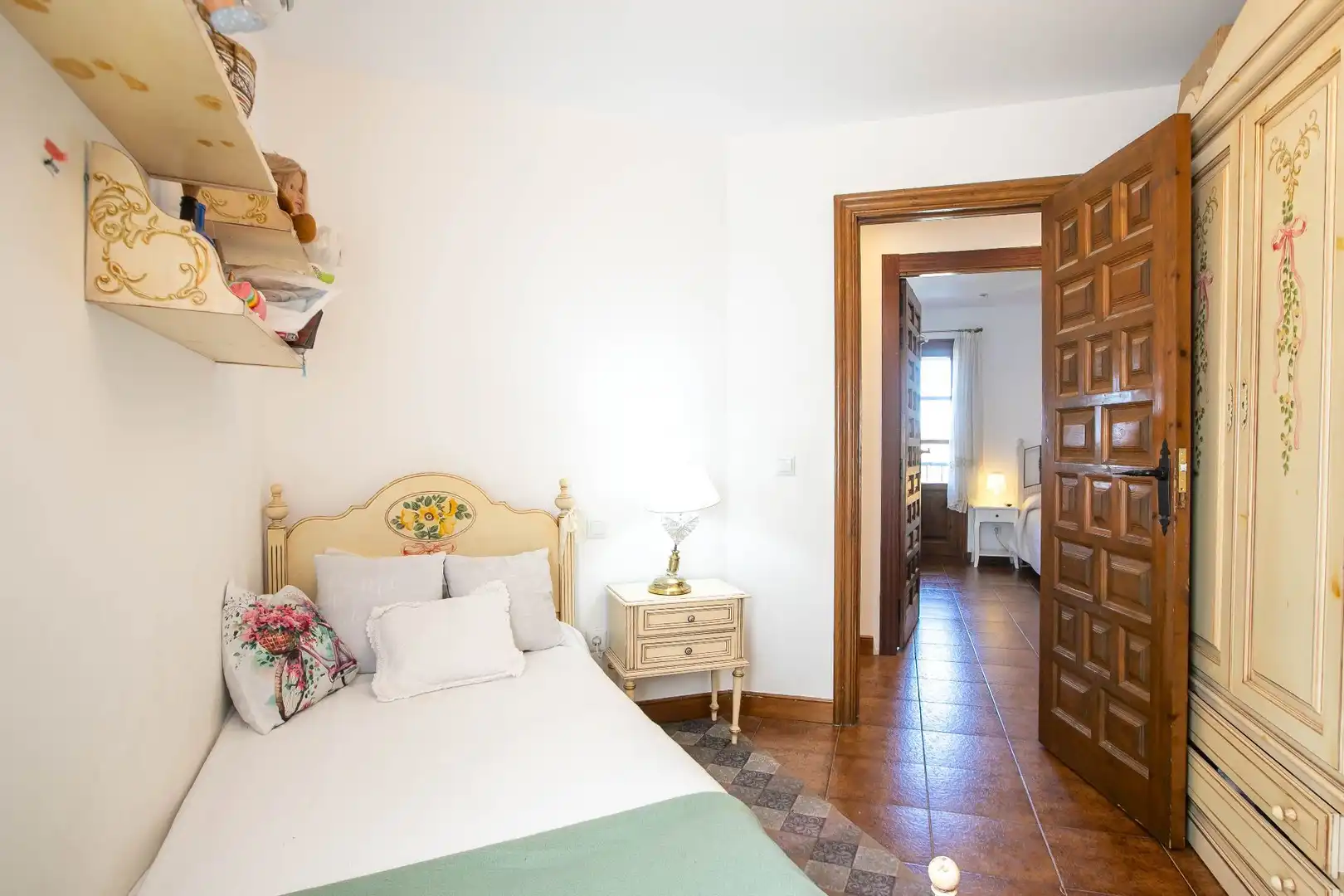 Bedroom of Houses for sale in Legarda  with Air Conditioner, Heating and Private garden