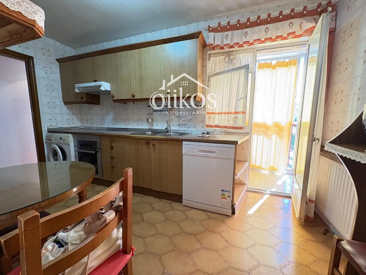 Küche von Wohnung zum Verkauf in Terradillos mit Heizung, Möbliert und Balkon