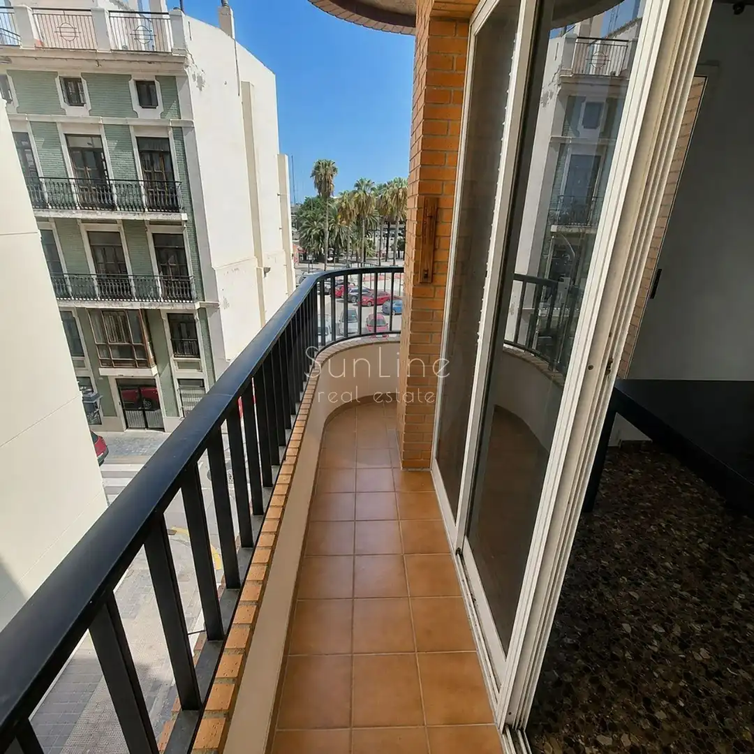 Terrasse von Wohnung zur Miete in Valencia mit Klimaanlage, Terrasse und Möbliert
