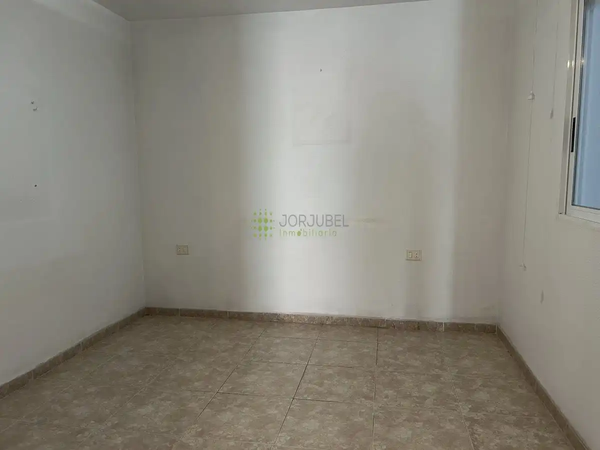 Piso en venta en Tarrega monteblanco, Ensanche - Parque del Oeste