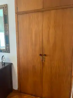 Dormitori de Casa o xalet en venda en Pontevedra Capital  amb Calefacció, Traster i Moblat