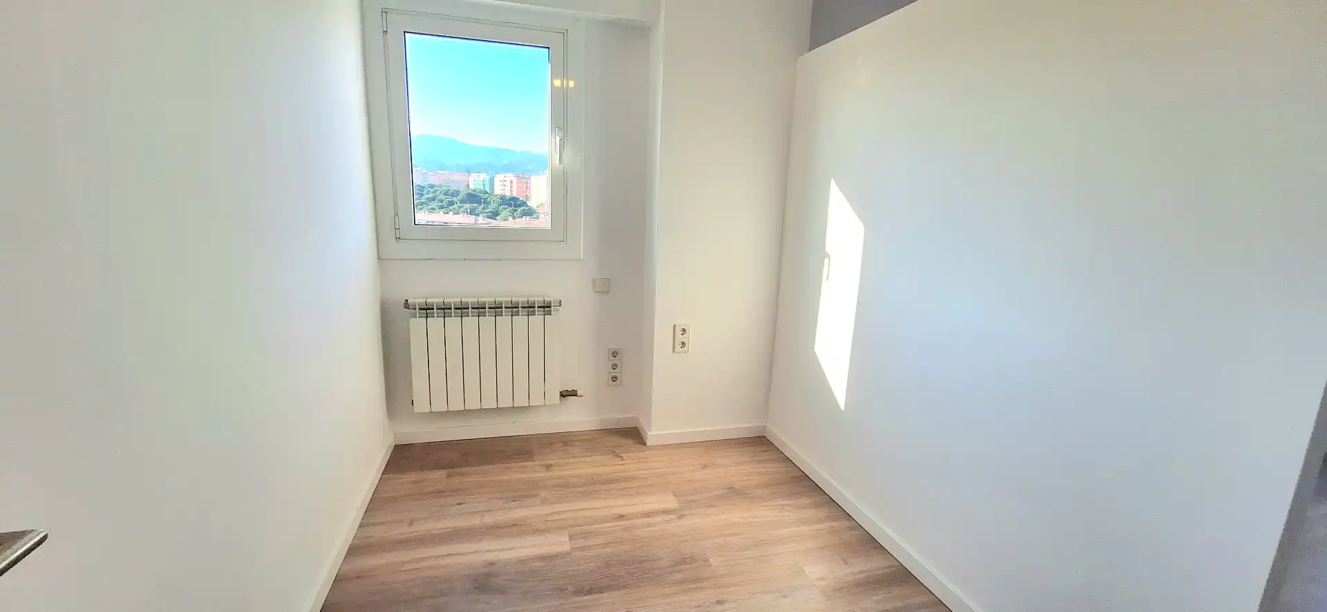 Habitación de Piso en venta en Montgat con Calefacción, Parquet y Horno