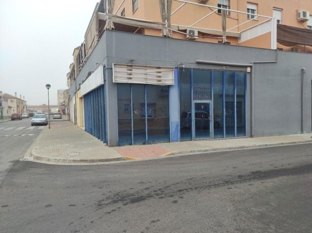 Premises for sale in La Rinconada  with Air Conditioner