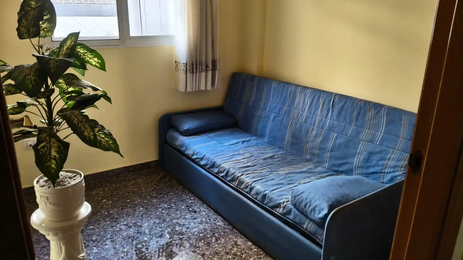 Sala d'estar de Casa adosada en venda en Puçol amb Calefacció, Traster i Forn
