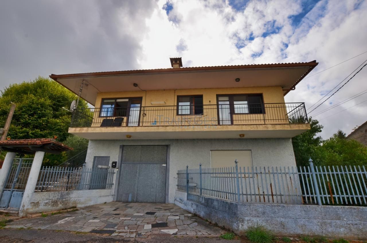 Vista exterior de Casa o xalet en venda en Tomiño amb Calefacció, Jardí privat i Terrassa