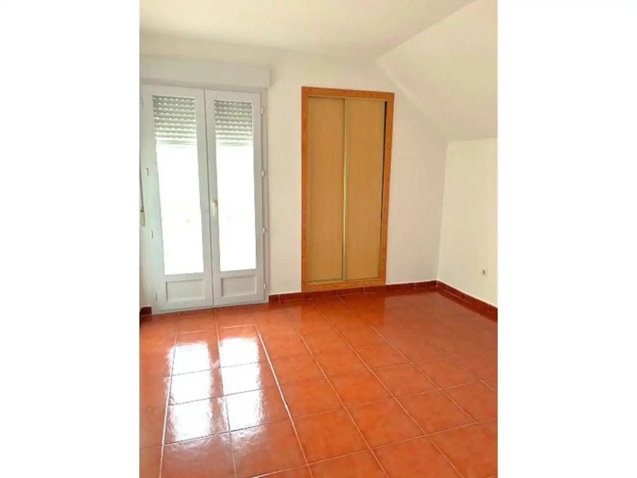 Habitación de Casa o chalet de alquiler en El Espinar con Calefacción, Terraza y Alarma
