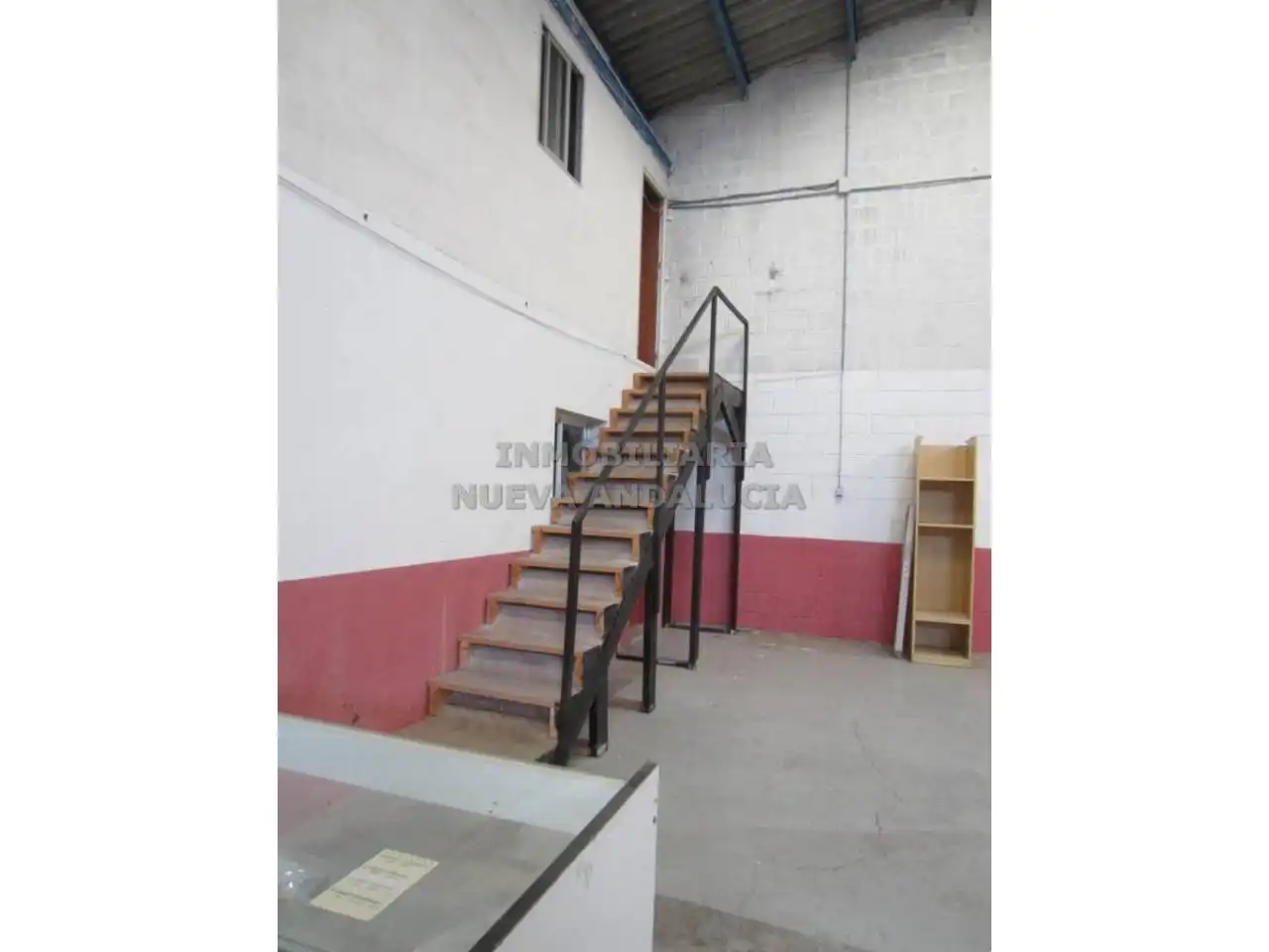 Industrial buildings for rent in Almería