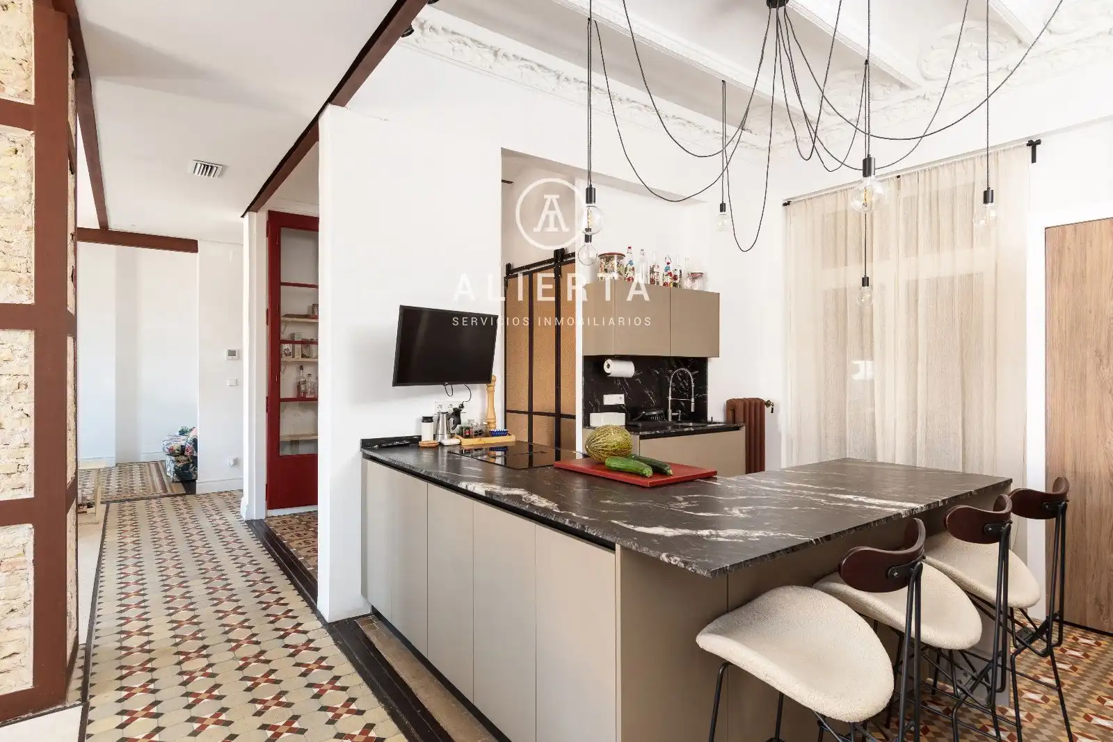 Kitchen of Flat for sale in Zaragoza  with Air Conditioner, Heating and Terrace