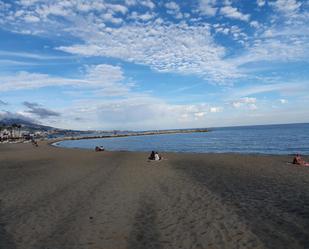 Vista exterior de Casa o xalet en venda en Fuengirola amb Terrassa