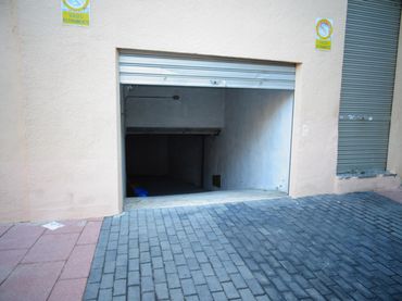 Locale commerciale in vendita a Aspe Centro
