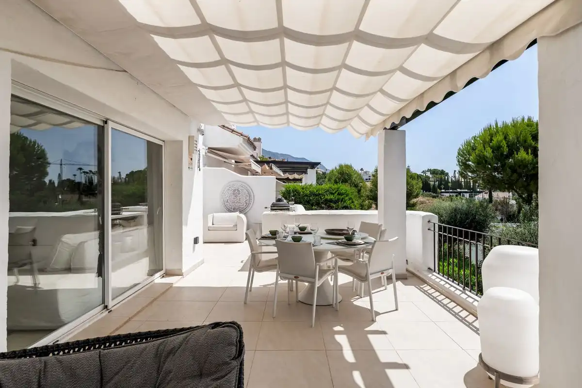 Penthouse with pool for sale in Nueva Andalucía, imagen 5