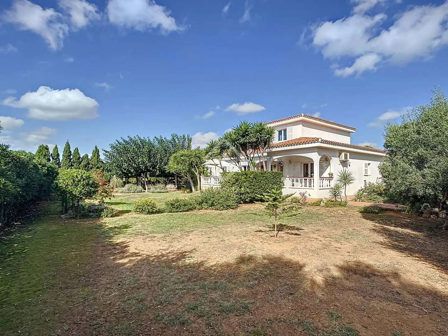 Casa rústica con jardín en venta en Alaior poble, imagen 2