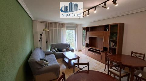 Foto 2 de Piso en venta en Hospital,  Jaén Capital