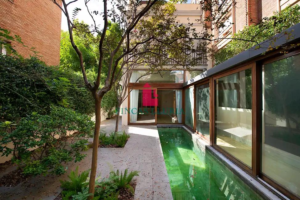 Fotografía del inmueble reportado: 20.000 €/mes — Les Tres Torres, Barcelona