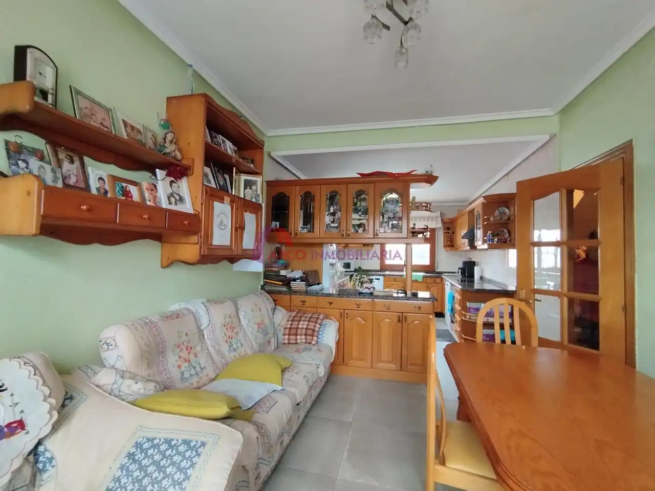 Sala de estar de Casa o chalet en venta en Tardajos con Calefacción, Jardín privado y Parquet