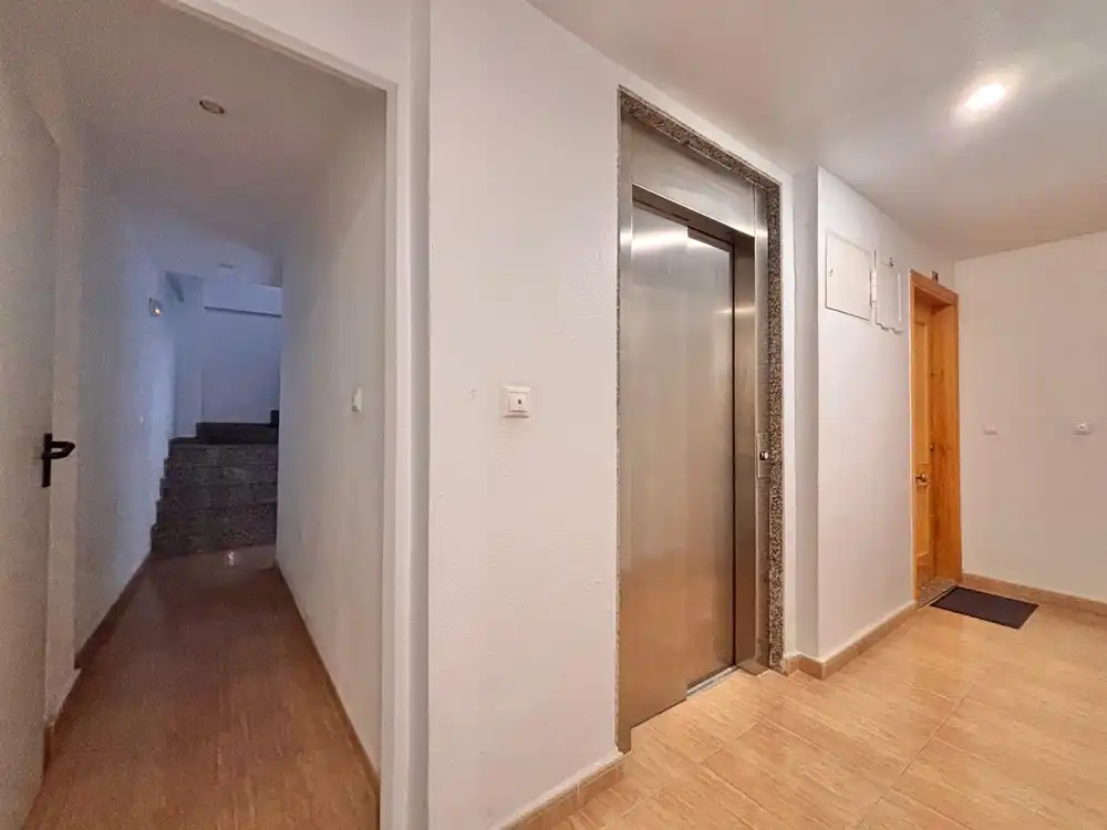 Apartament en venda en Torrevieja amb Aire condicionat, Parquet i Moblat