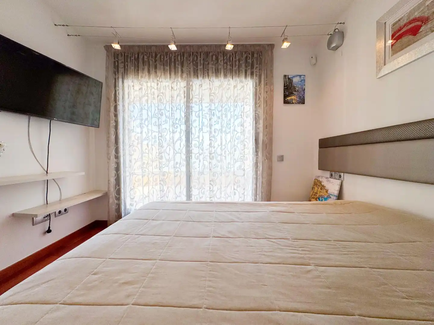 Habitación de Casa o chalet en venta en Torredembarra con Aire acondicionado, Calefacción y Jardín privado