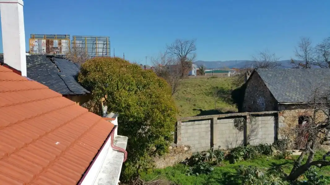 Finca rústica en venta en Ponferrada con Calefacción, Jardín privado y Terraza
