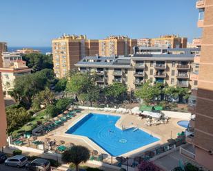 Piscina de Apartament en venda en Benalmádena amb Aire condicionat, Terrassa i Moblat