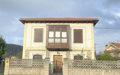 Außenansicht von Haus oder Chalet zum verkauf in Torrelavega  mit Terrasse