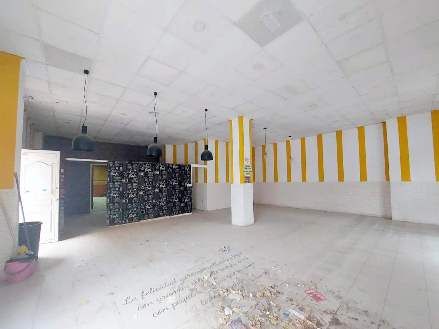 Commercial properties for rent in Murcia  with Air Conditioner