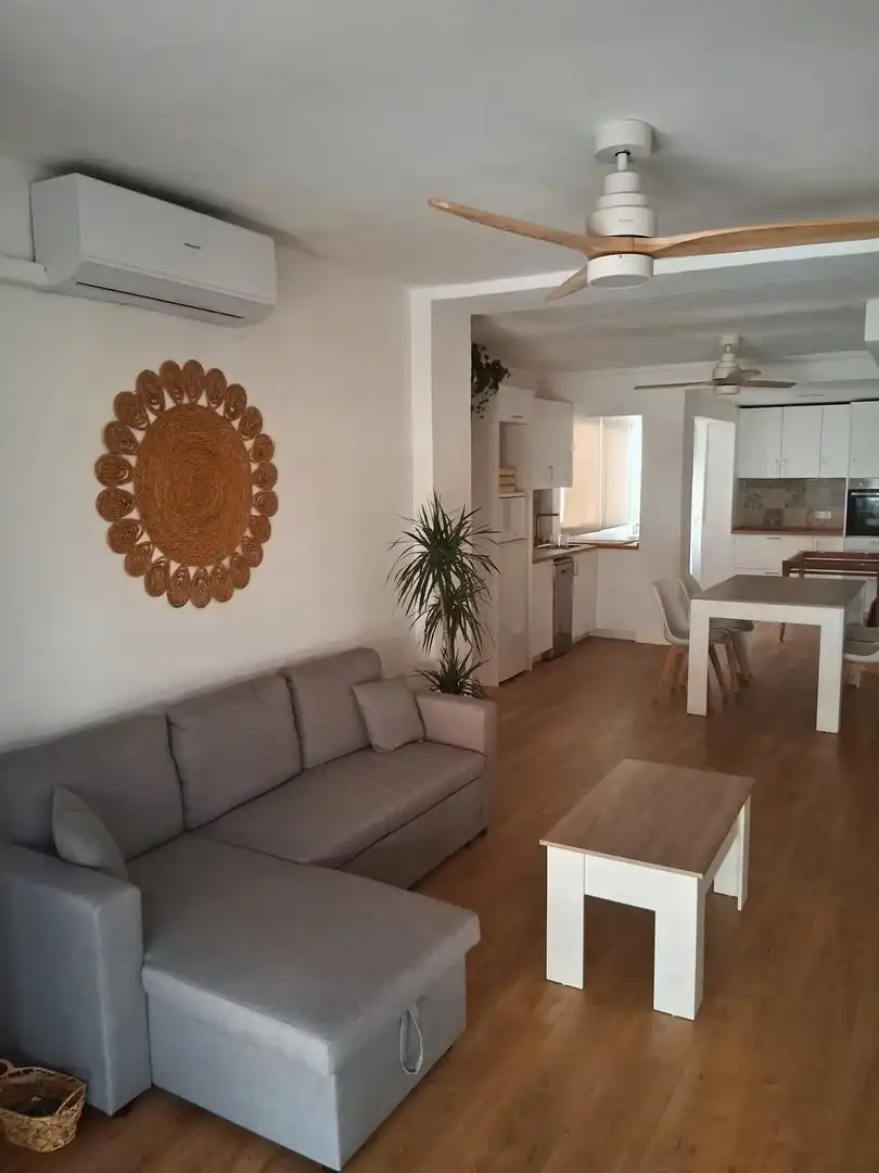 Wohnzimmer von Wohnung zur Miete in Alicante / Alacant mit Klimaanlage, Heizung und Terrasse